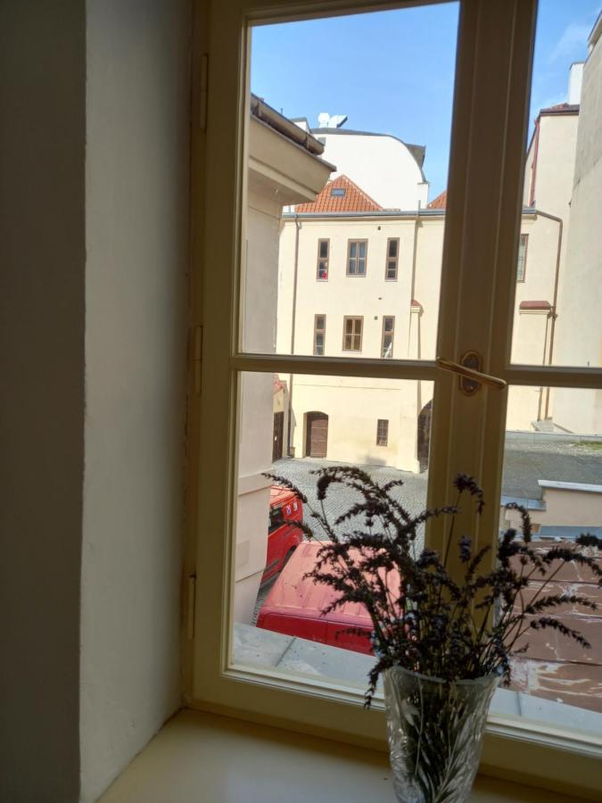 Old Town Apartment Прага Екстериор снимка