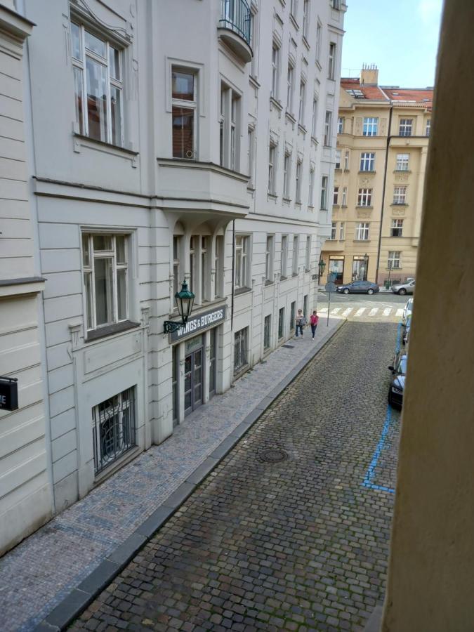 Old Town Apartment Прага Екстериор снимка